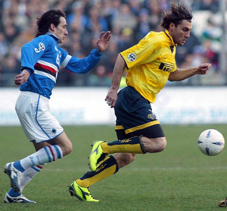 桑普多利亚客场逼平，客场抢得一分