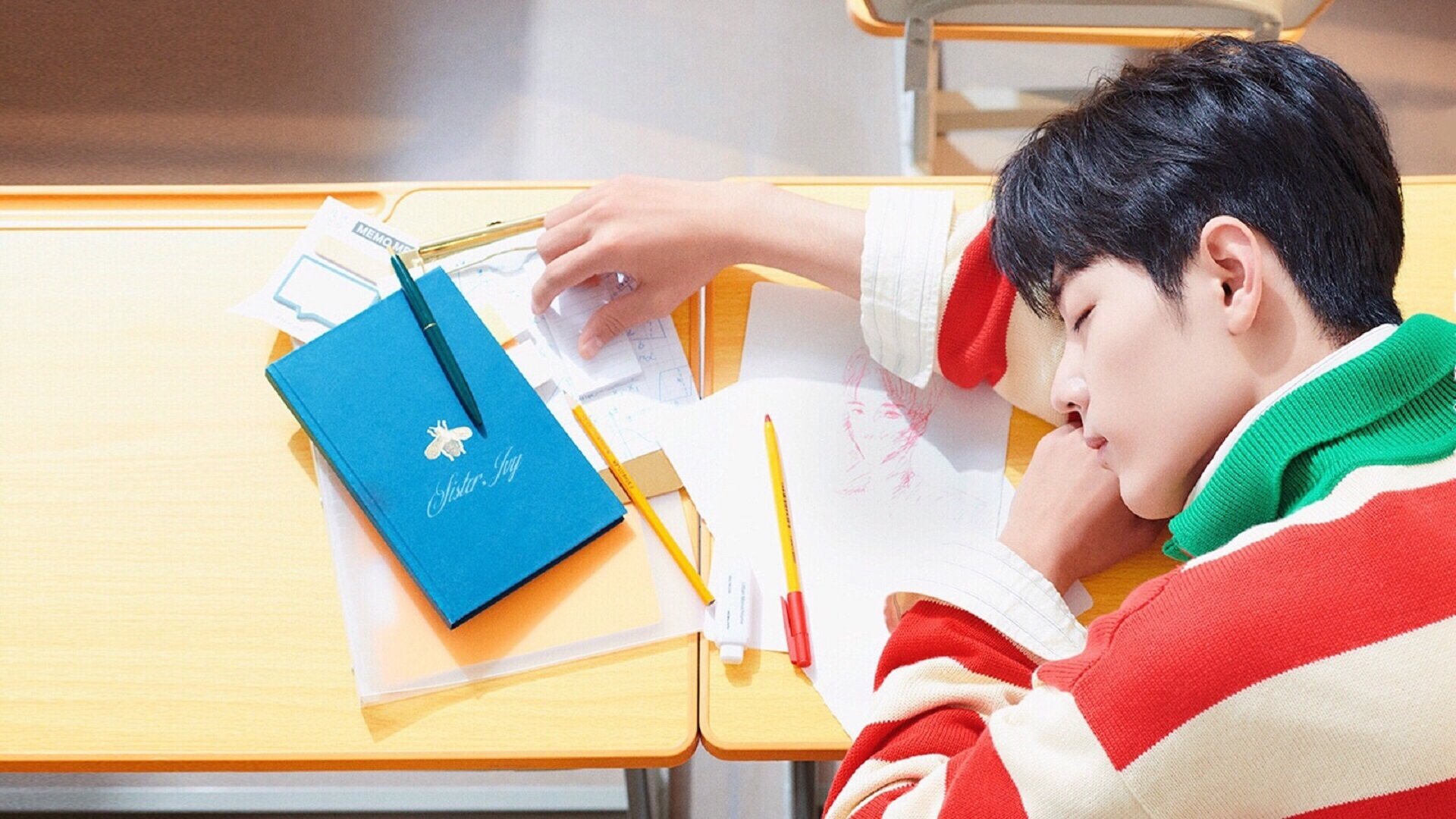 从年终总决赛到戴维斯杯，接过贝克尔接力棒，兹维列夫扛起德国网球大旗