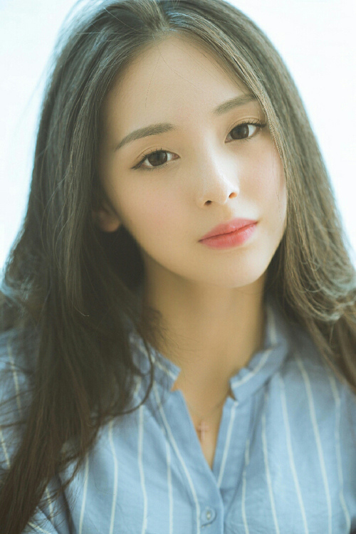 方寸绿茵的最后回响,布雷默与莱比锡、里昂的双线交汇