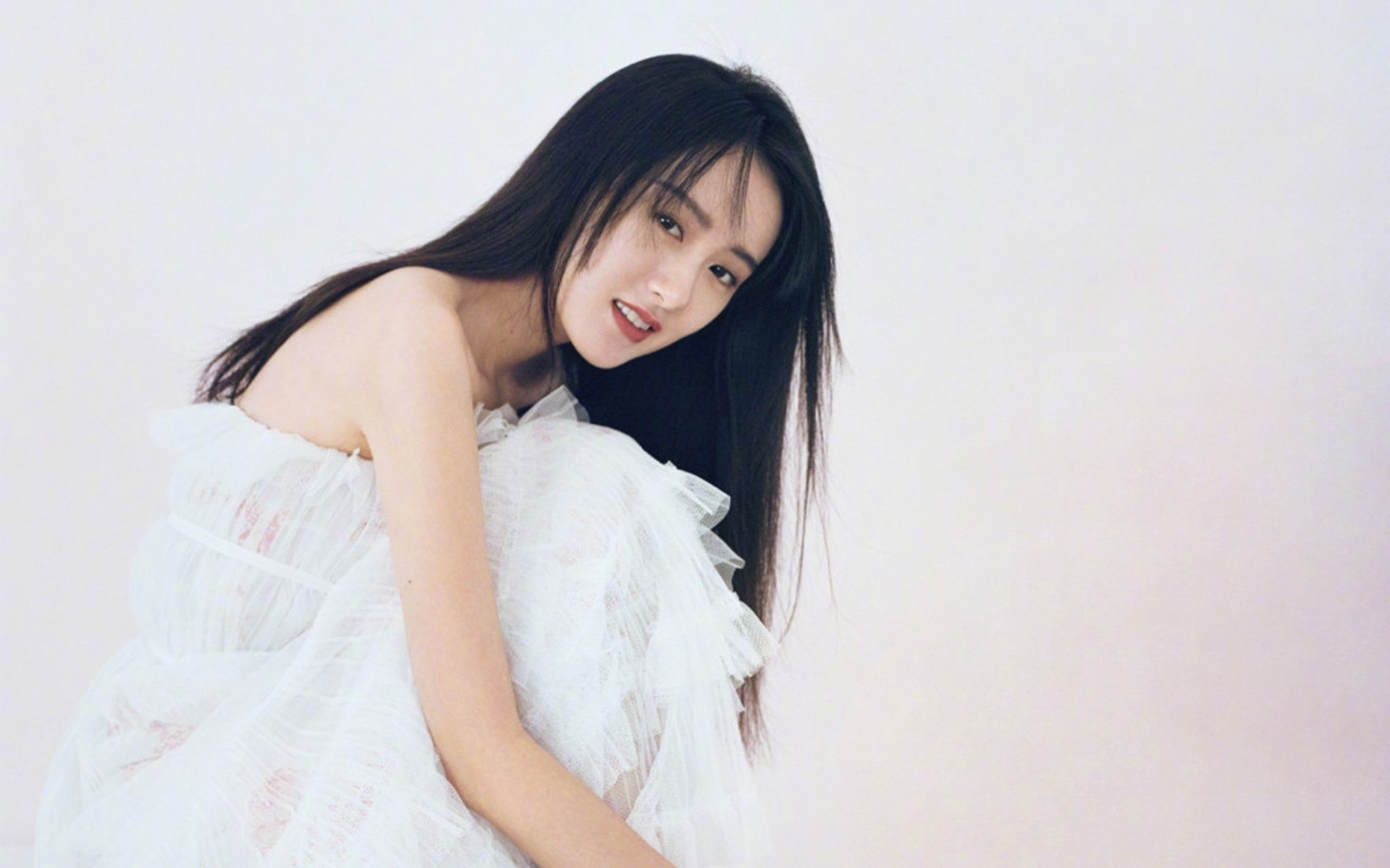 新王加冕之夜，莱奥用统治级数据终结梅西C罗时代的神话