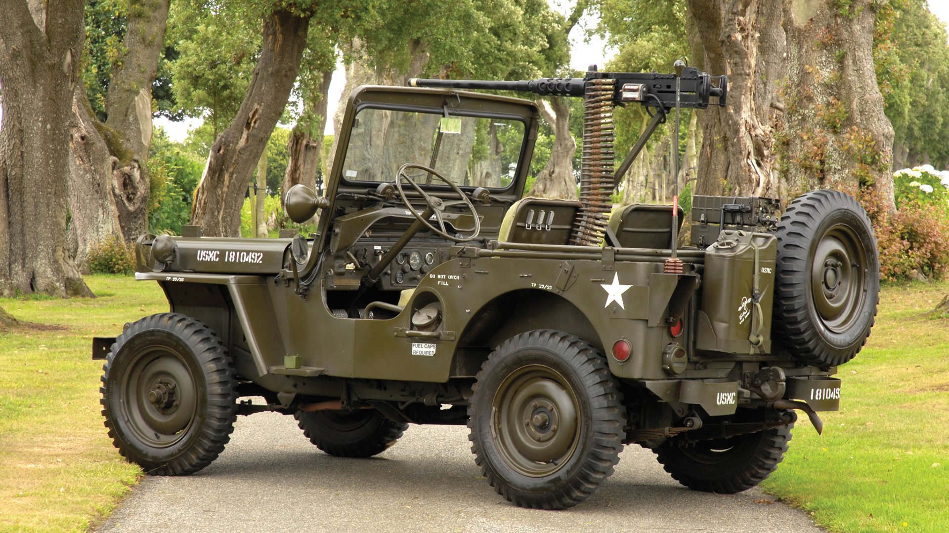 NBA季后赛之夜，当足球门神用指尖改写篮球史